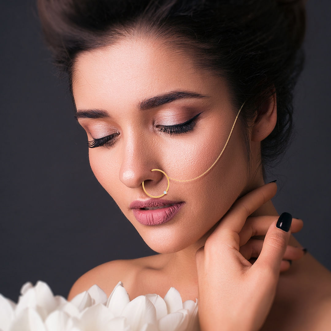 Debolina Diamond Nathni Bangali style nosepin for women